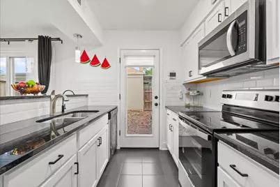 1501 Bonanza Road #501, Houston, TX 77062 - Photo 8