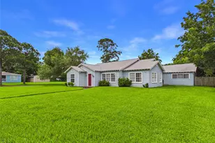 1101 15th Ave N, Texas City, TX 77590 - Photo 2