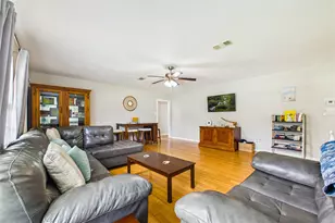 1101 15th Ave N, Texas City, TX 77590 - Photo 10
