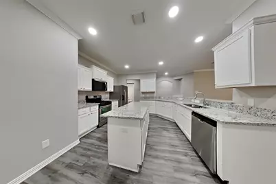 21510 Duke Alexander Drive, Kingwood, TX 77339 - Photo 6