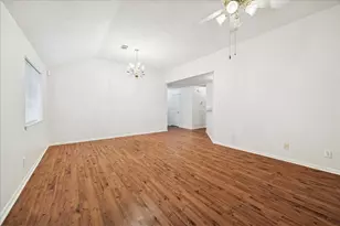 26912 Castlecliff Ln, Kingwood, TX 77339 - Photo 4
