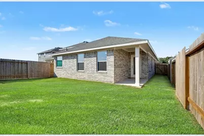 4326 W Bayou Maison Circle, Dickinson, TX 77539 - Photo 10