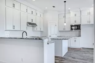 2255 S Pine Island Rd, Beaumont, TX 77713 - Photo 6