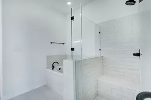 2255 S Pine Island Rd, Beaumont, TX 77713 - Photo 16