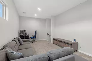 8407 James Franklin St, Houston, TX 77088 - Photo 18