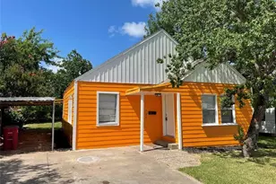 727 W 5th St, Freeport, TX 77541 - Photo 1