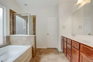 10046 Hillside Bayou Dr, Houston, TX 77080 - Photo 14
