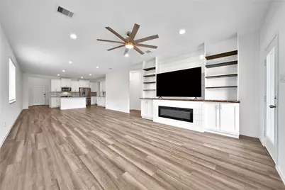 9245 Inland Leather Lane, Conroe, TX 77385 - Photo 6