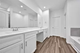 9245 Inland Leather Ln, Conroe, TX 77385 - Photo 28