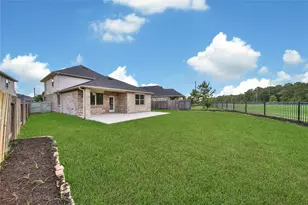 9245 Inland Leather Ln, Conroe, TX 77385 - Photo 14