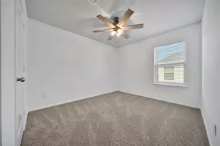9245 Inland Leather Ln, Conroe, TX 77385 - Photo 36