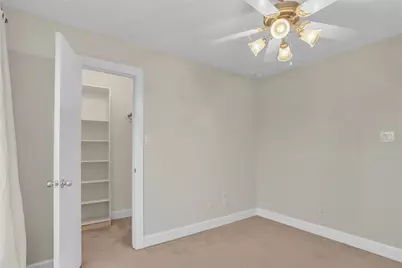 919 E 36th Street, Houston, TX 77022 - Photo 16