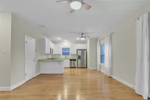 919 E 36th St, Houston, TX 77022 - Photo 4