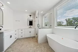 1005 Kern St, Houston, TX 77009 - Photo 10