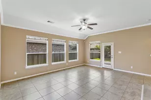 13814 McKinney Creek Ln, Houston, TX 77044 - Photo 14