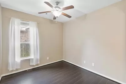 13814 McKinney Creek Lane, Houston, TX 77044 - Photo 22