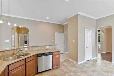 13814 McKinney Creek Lane, Houston, TX 77044 - Photo 12