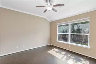 13814 McKinney Creek Ln, Houston, TX 77044 - Photo 18