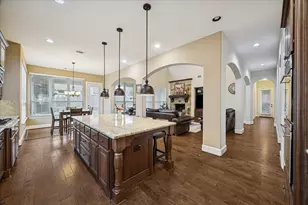 6019 Majestic Pines Dr, Kingwood, TX 77345 - Photo 10