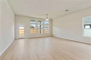 2718 Madison St, Seabrook, TX 77586 - Photo 14