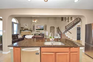 13602 Cotton Ct, Baytown, TX 77523 - Photo 6