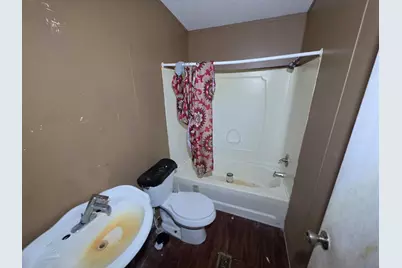 2910 Fairbanks Street, Houston, TX 77026 - Photo 12