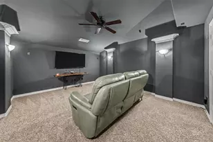 27546 Kingsland Pl Ln, Fulshear, TX 77441 - Photo 24