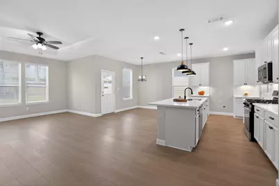 2080 Lost Timbers Drive, Conroe, TX 77304 - Photo 8