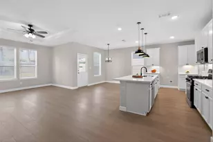 2080 Lost Timbers Dr, Conroe, TX 77304 - Photo 8