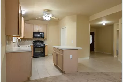 11815 S Brenton Knoll Drive, Tomball, TX 77375 - Photo 6