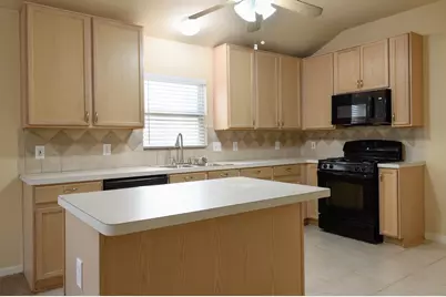 11815 S Brenton Knoll Drive, Tomball, TX 77375 - Photo 4