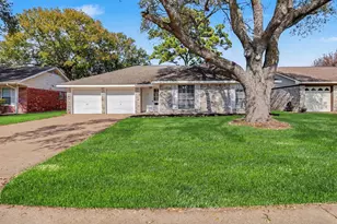 321 Reta Dr, Deer Park, TX 77536 - Photo 2