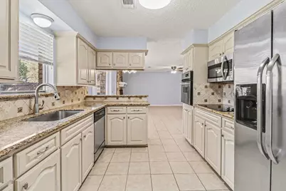 321 Reta Drive, Deer Park, TX 77536 - Photo 12