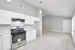10603 Thorncliff Dr, Humble, TX 77396 - Photo 10