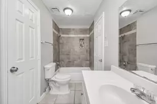 10603 Thorncliff Dr, Humble, TX 77396 - Photo 18