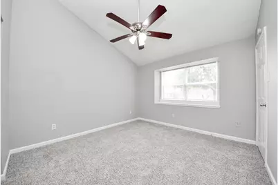 10603 Thorncliff Drive, Humble, TX 77396 - Photo 14