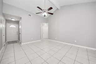10603 Thorncliff Dr, Humble, TX 77396 - Photo 8