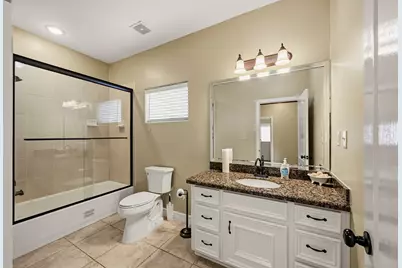 5627 Brookfield Drive, Houston, TX 77085 - Photo 16