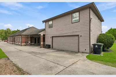 5627 Brookfield Drive, Houston, TX 77085 - Photo 24