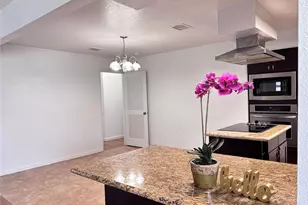 11547 Willwood Dr, Houston, TX 77072 - Photo 2