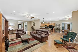 19427 Sapphire Cir, Magnolia, TX 77355 - Photo 8