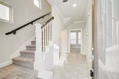 9624 Cambridge Manor Lane, Houston, TX 77045 - Photo 8