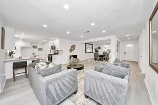 5619 Duxbury St, Houston, TX 77035 - Photo 16
