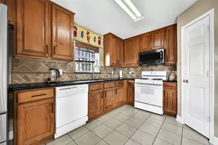 718 Vista Grove Cir, Houston, TX 77073 - Photo 16