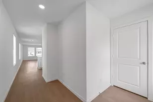 18739 Barrichello Dr, Conroe, TX 77306 - Photo 4