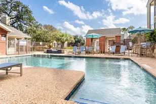 7610 Cameron Rd, Austin, TX 78752 - Photo 24