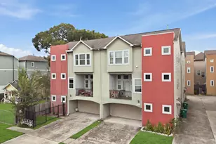 1147 W 24th St, Houston, TX 77008 - Photo 1