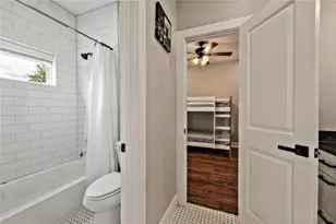 3034 Wayne St, Houston, TX 77026 - Photo 32