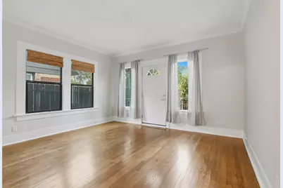 301 W Clay Street #B, Houston, TX 77019 - Photo 6