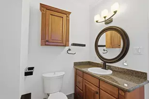 301 W Clay St, Houston, TX 77019 - Photo 18